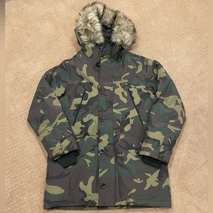 Polo Ralph Lauren Faux Fur Trim Down Parka Coat Camo Men’s Size MEDIUM MSRP $498
